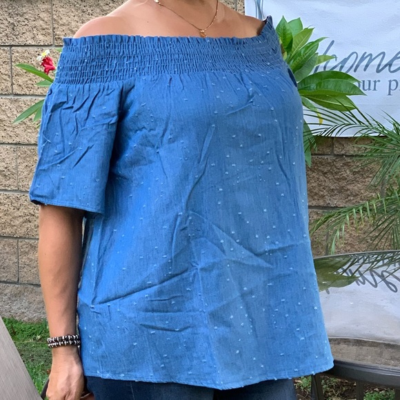 Soft denim off the shoulder blouse - Picture 4 of 5